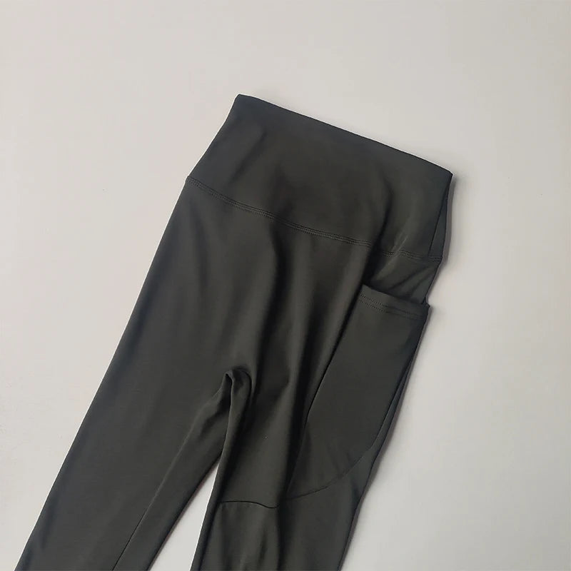 Women's High Waist Yoga Pants - Fleece Lined Workout Leggings with Pockets, Booty Lifting Thermal Tights for Winter Running